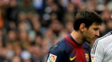 Lionel Messi, del Barcelona, y Cristiano Ronaldo, del Real Madrid, son candidatos a ganar el Balón de Oro