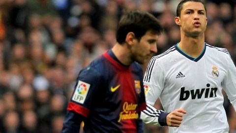 Lionel Messi, del Barcelona, y Cristiano Ronaldo, del Real Madrid, son candidatos a ganar el Balón de Oro