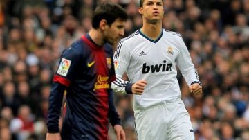 Lionel Messi, del Barcelona, y Cristiano Ronaldo, del Real Madrid, son candidatos a ganar el Balón de Oro