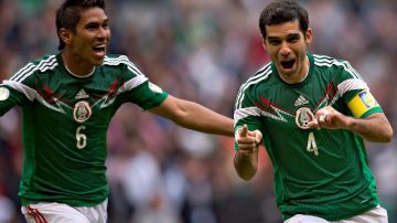 Rafael Márquez  (4) cerró un gran partido ante Nueva Zelanda   anotando el quinto gol de México   en la victoria de ayer en el Estadio Azteca.