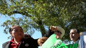 Familiares de Carlos Oliva protestaron hoy porque consideran que no han recibido respuesta a sus demandas de información.