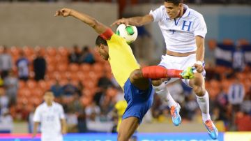 Honduras y Ecuador se enfrentaron  el martes por la noche en el BBVA Compass Stadium de Houston y terminó empatado a dos goles.