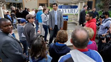Alvarez podría convertirse en el primer alcalde latino de San Diego.