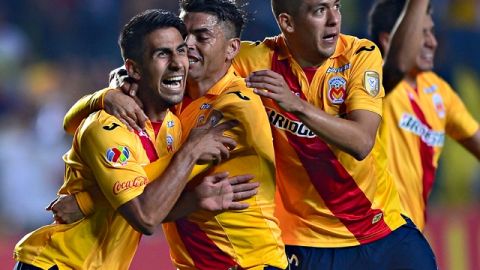 León y Monarcas dan un gran espectáculo en Morelia al empatar 3-3.