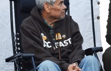 Los activistas, liderados por Eliseo Medina, tienen permiso para permanecer en la carpa hasta finales de diciembre.