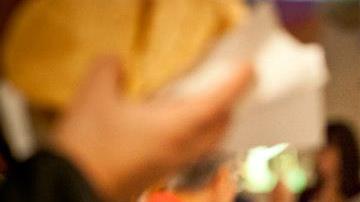 La organización comunitaria Elevarte se inventó la palabra "Pozolada" para dar a entender que habría mucho pozole en la celebración.