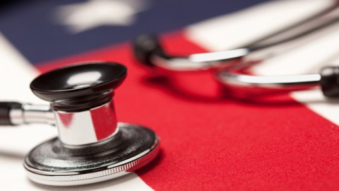 El concepto de PalS es utilizar la extensa red de clínicas de salud que ofrece el condado de Los Angeles para proveer servicios de salud a indocumentados.