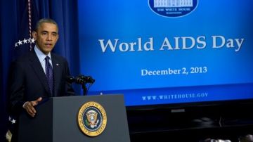 El presidente Barack Obama habla durante el evento del Día Mundial del SIDA.