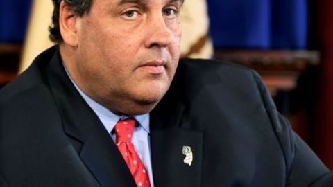 El gobernador dijo que la propuesta no es aceptable en su forma actual.