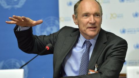 Berners-Lee consideró que los informantes merecen "una forma de reconocimiento internacional".
