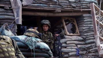 Las FARC revivieron ayer el fantasma del terrorismo en Colombia por un ataque con explosivos contra un puesto policial de Inzá, Cauca.