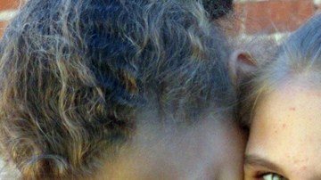 Hagamos algo parecido, trabajemos más y felicitemos a los ganadores. Es la mejor forma de adueñarnos del galardón.