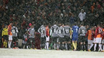 Una fuerte nevada obligó a la suspensión del partido entre Galatasaray y Juventus
