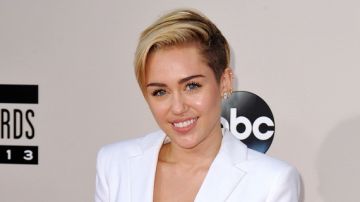 La selección de finalistas es por votación popular en internet y Miley se encuentra entre los diez candidatos.