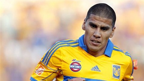Carlos Salcido, defensa de Tigres, pide disculpas