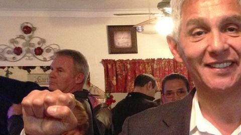 El voto en el Día de Elecciones fue ligeramente mejor para Gallegos (55.47%) y a la vez fue determinante para que con la derrota de Garces (47.32%) se completara el cambio de poder en el East End.