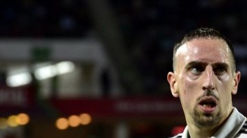 El delantero francés Franck Ribery abrió el marcador en el primer tiempo, en favor del Bayern Munich