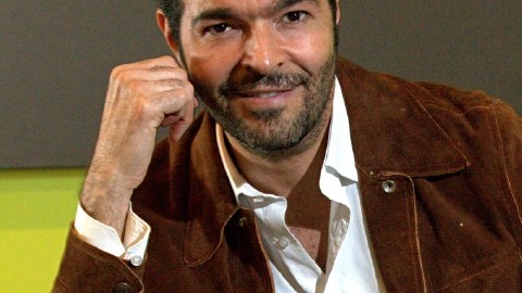 Pablo Montero está promocionando el disco 'Una Noche con Pablo Montero'.