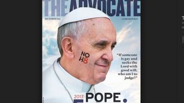 La portada de The Advocate de diciembre muestra una fotografía del papa Francisco con el símbolo de la campaña NOH8.