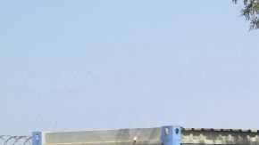 Civiles refugiados en un recinto de la ONU a las afueras de Juba (Sudán del Sur), ayer.