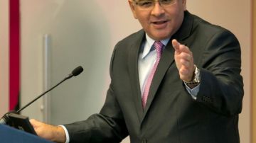 El presidente de El Salvador, Mauricio Funes, cuando hablabaa en una conferencia de prensa, en El Salvador.