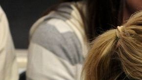 El director Bryan Singer decidió eliminar la escena de la actriz del montaje final.