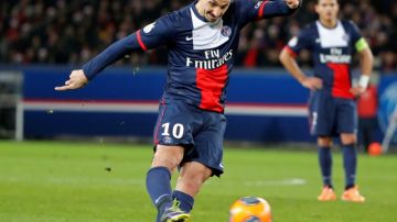 Zlatan Ibrahimovic anotó ayer para París Saint Germain.