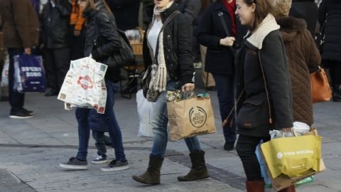 Se incrementó el gasto de los consumidores en el país.