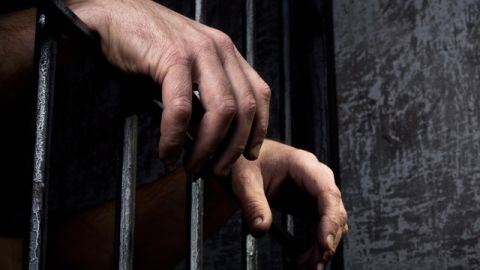 El detenido tiene su residencia en California, EEUU.