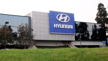 Funcionarios de Hyundai y Kia se disculparon por los índices de millaje exagerados.