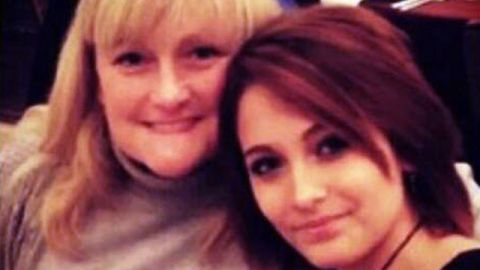 Paris Jackson de vacaciones con su mamá en Hawaii