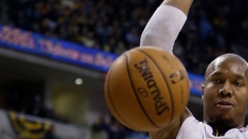 Clavado de David West.