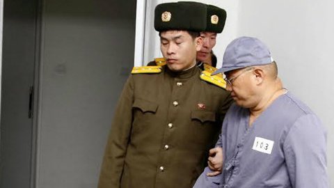 El misionero confinado Kenneth Bae dijo que la conferencia de prensa que ofreció hoy fue pedida por él.