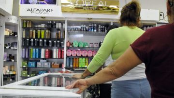 Los consumidores cubanos también enfrentan la escasez de detergente.