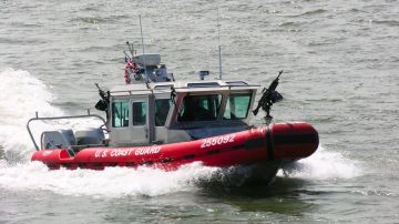 La Guardia Costera estadounidense continúo la búsqueda de posibles supervivientes.