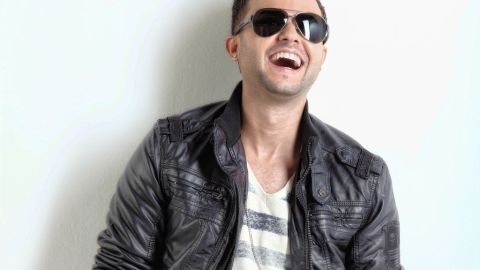 El cantante de reggaeton Tony Dize cantará en inglés en su tercer álbum 'La melodía de ustedes'.