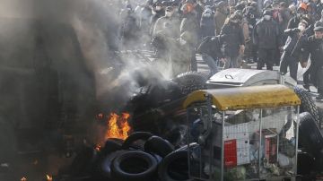 Tras breve tregua en Kiev, la violencia regresó a las calles de Ucrania, donde la oposición pide la destitución del presidente.