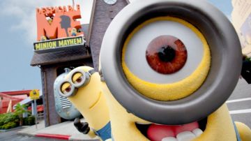 Universal Studios Hollywood estrenará en abril una atracción apta para todos: 'Despicable Me Minion Mayhem'.