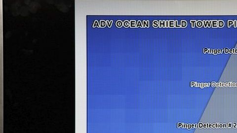 El barco australiano Ocean Shield captó dos nuevas señales en el océano Índico que podrían proceder de las cajas negras del avión de Malaysia Airlines.