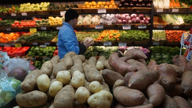Los precios de frutas y verduras son muy volátiles y el impacto negativo en los presupuestos de compra familiar llegará.