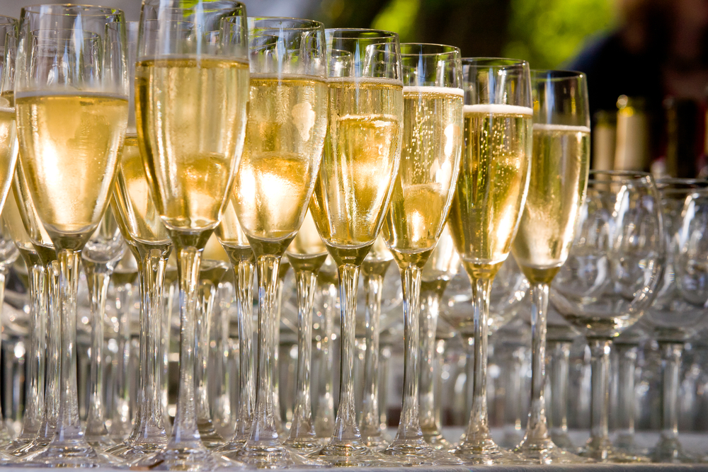 bridal stores that serve champagne