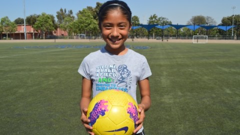 La pequeña Giselle está muy segura de sus metas y la primera está por cumplirla: vestir la camiseta del Tri.