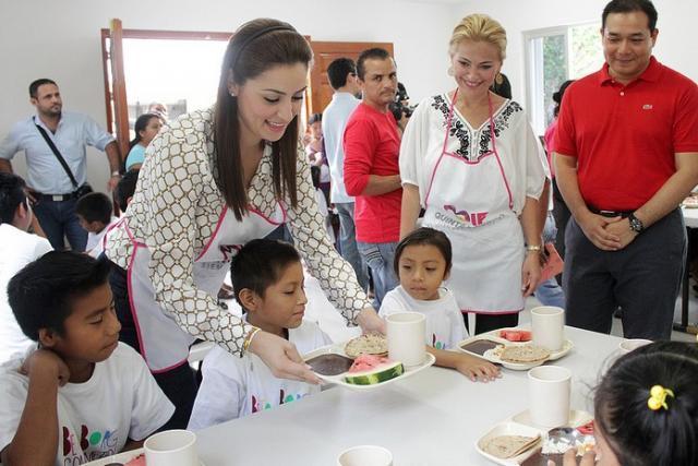 Buenas acciones en tu comunidad La Opinión