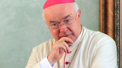 Es la primera vez en la historia del Estado pontificio que un clérigo es enjuiciado por el mismo crimen tanto en los tribunales eclesiásticos, como en los tribunales civiles vaticanos.