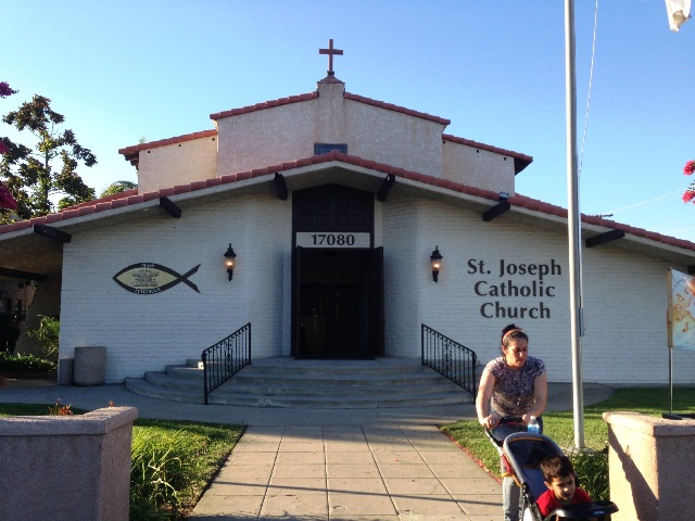 Albergan a niños migrantes en iglesia de Fontana - La Opinión