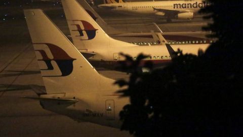 El gobierno ucraniano afirma que separatistas derribaron el avión.