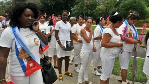El gobierno cubano considera a los disidentes "contrarrevolucionarios" y "mercenarios" al servicio de EEUU.