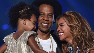 Jay-Z y Beyoncé con Blue Ivy.