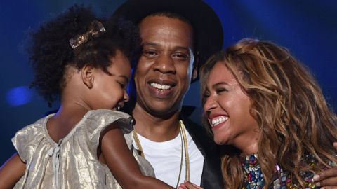 Jay-Z y Beyoncé con Blue Ivy.