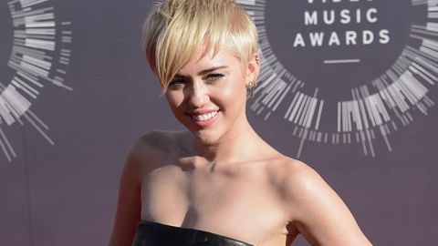 Entre otras cosas, dentro de este mismo espacio, Miley defendió su gusto por hacer ‘twerking’.